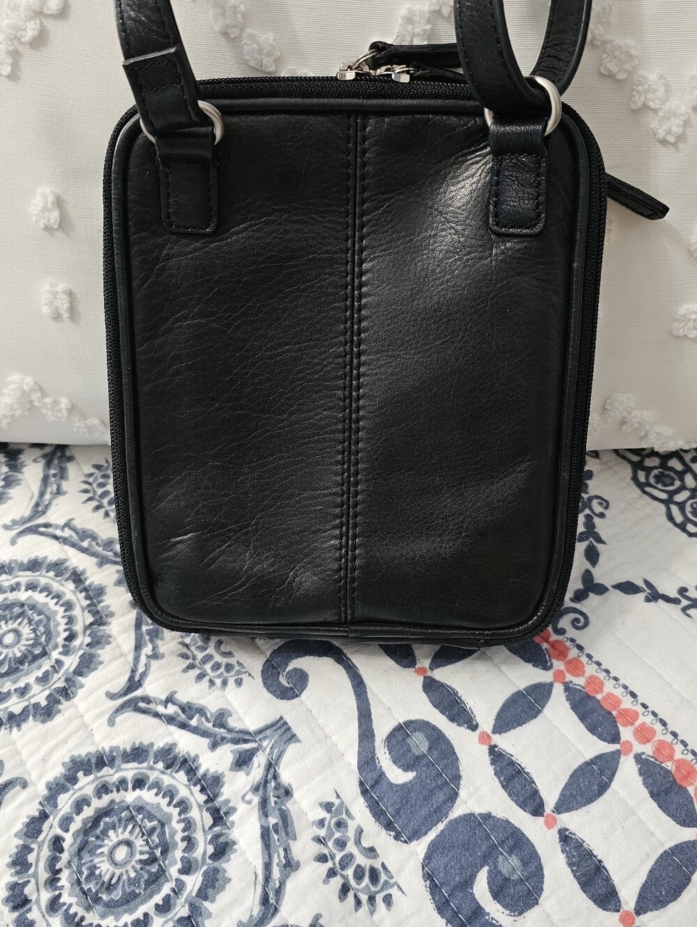 FINAL..Fossil Black Leather Crossbody - Picture 13 of 16